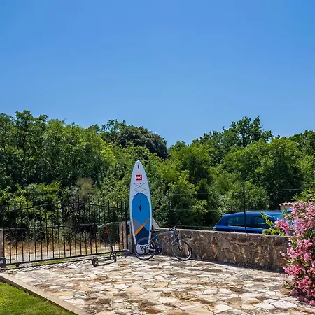 Pool Brijunis Blick - Happy Vila